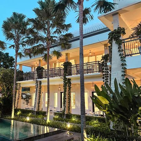The London Residences Boutique Hotel Canggu Exteriör bild