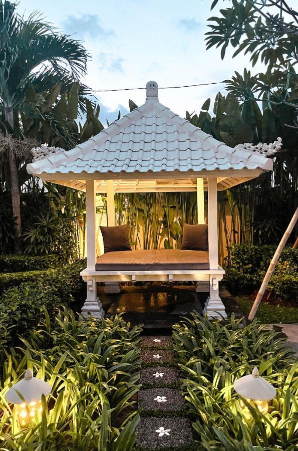 The London Residences Boutique Hotel Canggu Exteriör bild