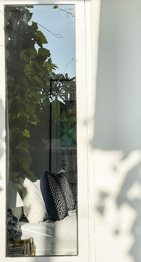 The London Residences Boutique Hotel Canggu Exteriör bild